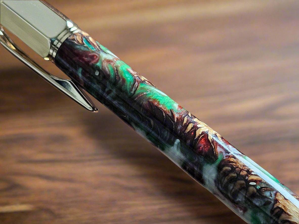 Christmas Colors Hexagonal Vertex Click Pen with Pinecones Swirled in Holiday Resin and Accompanied by a Gold Pen Kit