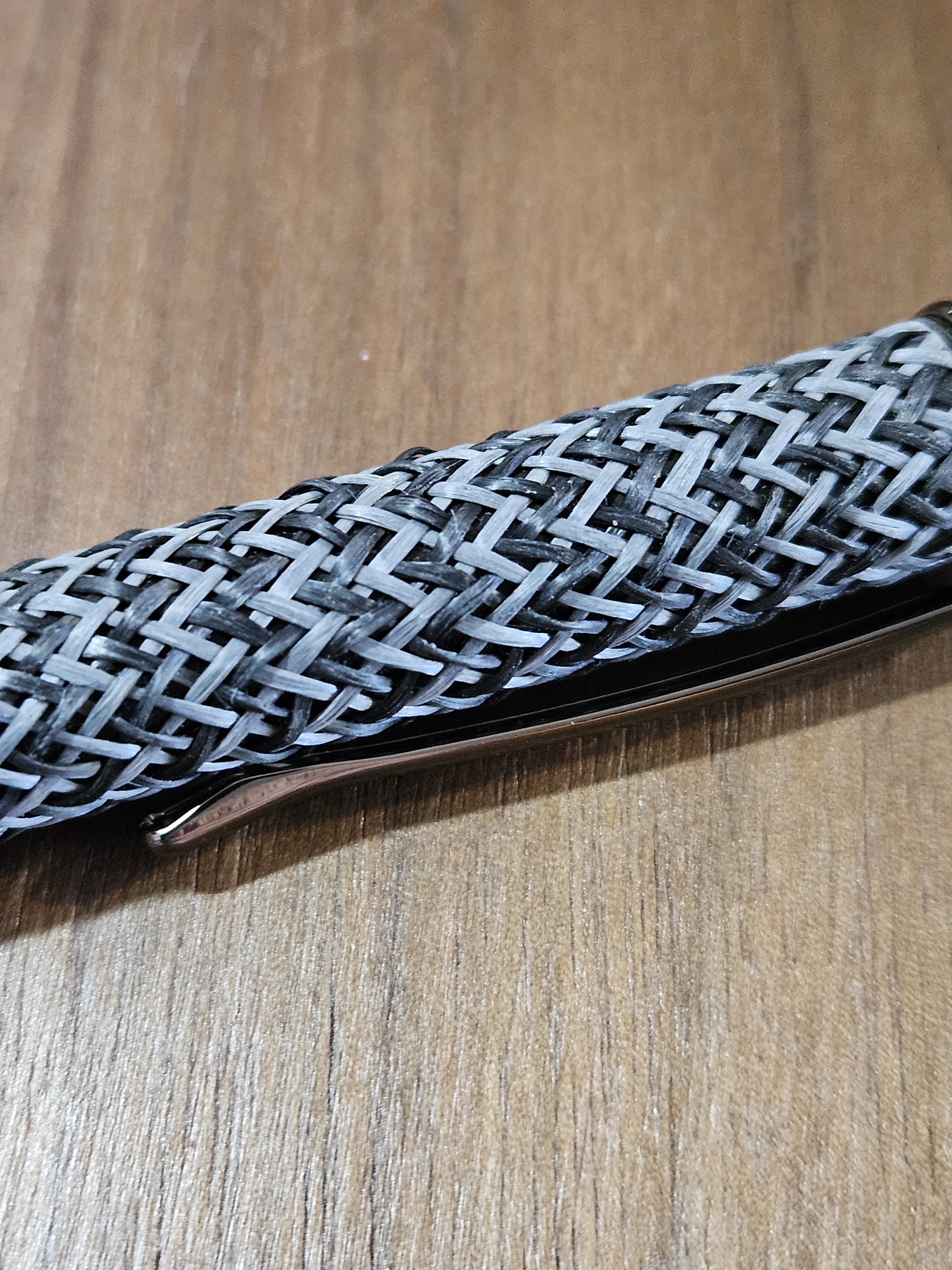 Multi-Colored True Feel Carbon Fiber Twist Pen with Faux Carbon Fiber Finial and Tapered Grip with Gunmetal Accents
